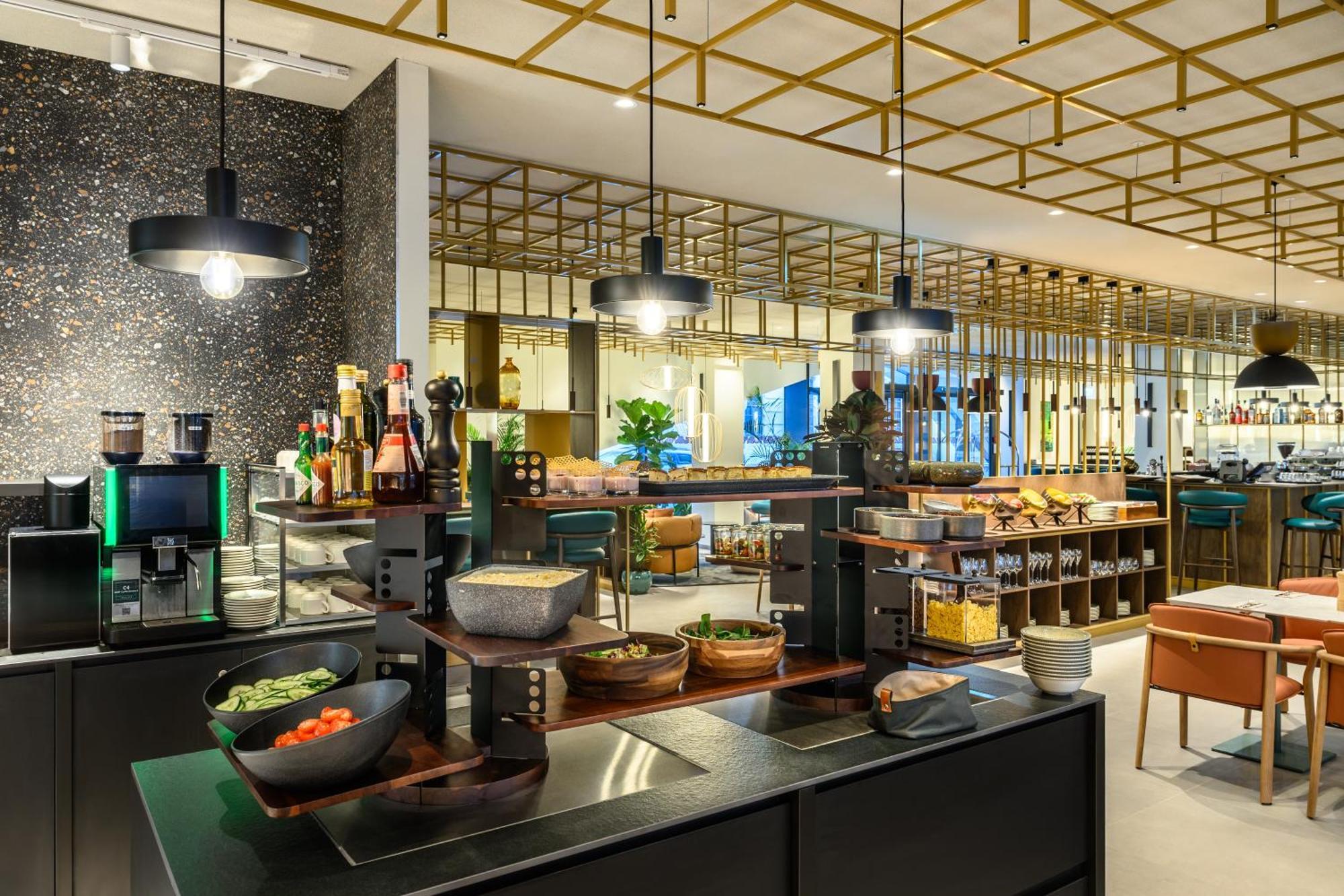 Hilton Garden Inn Debrecen City Center Eksteriør billede